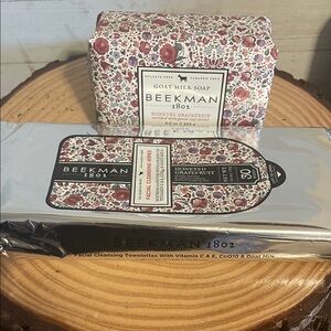 Beekman Honeyed Grapefruit body soap and wipes. Brand new.